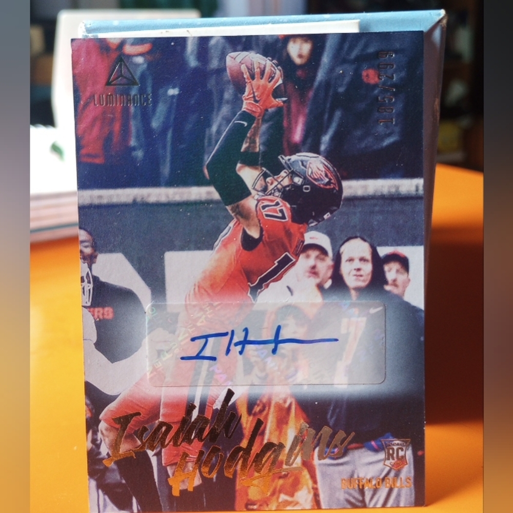 K126,642 - 2020 Panini Luminance Rookie Auto #120 Isaiah Hodgins #/299